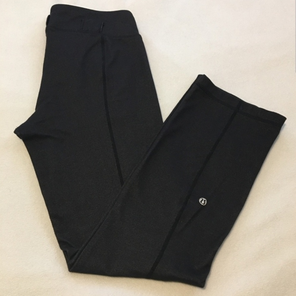 Lululemon Athletica Crop